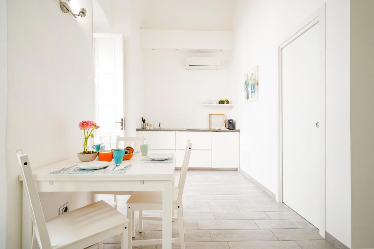 I 20 Archi Apartments Monopoli Eksteriør bilde
